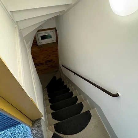 Basement In Bothfeld アパート