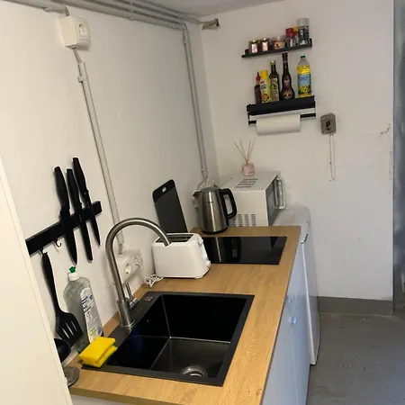 Basement In Bothfeld アパート *