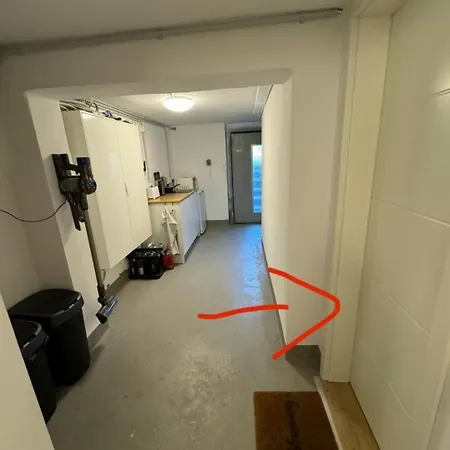 Basement In Bothfeld アパート